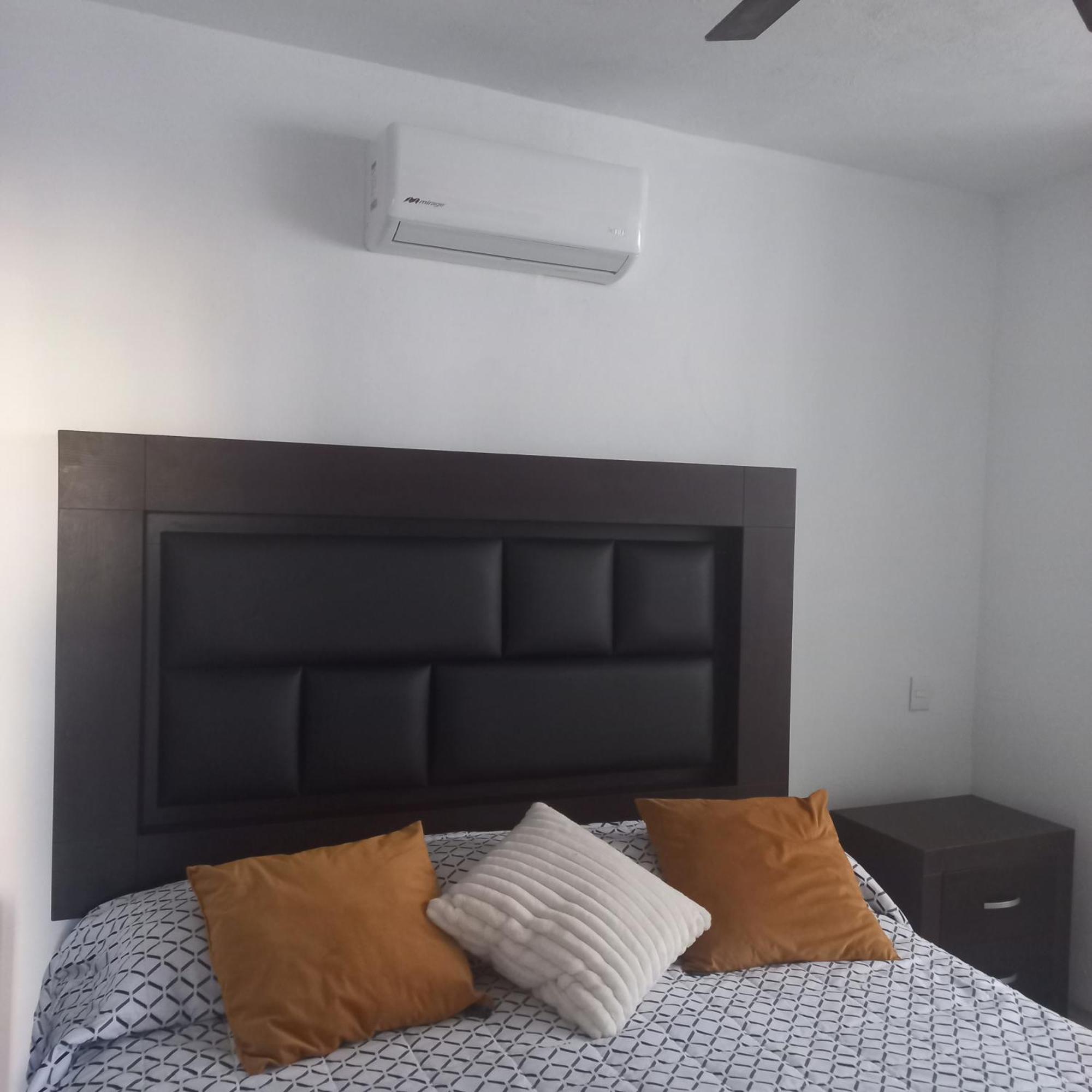 Hermosa Casa En Orilla Del Lago -Zona De Villedos- San Cristobal Zapotitlan Екстериор снимка