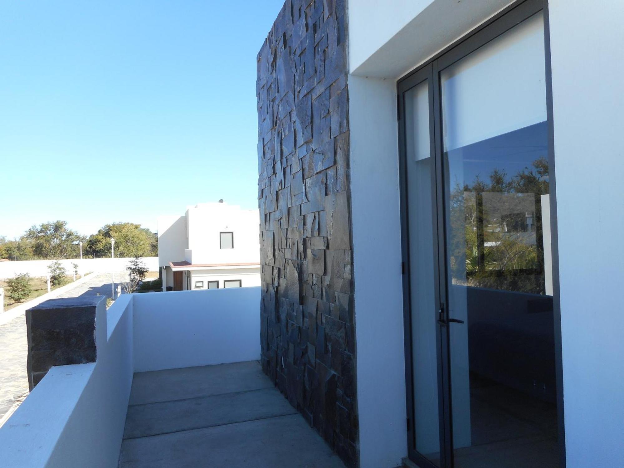 Hermosa Casa En Orilla Del Lago -Zona De Villedos- San Cristobal Zapotitlan Екстериор снимка